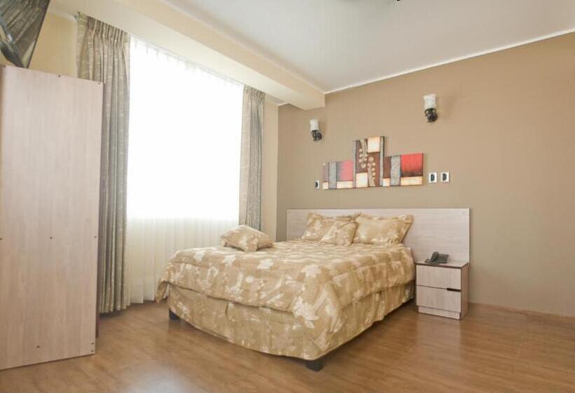 ジュニアスイート, Torresur Tacna