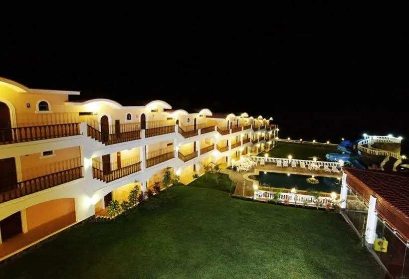 Standard Kolmen Hengen Huone, Lunahuana River Resort
