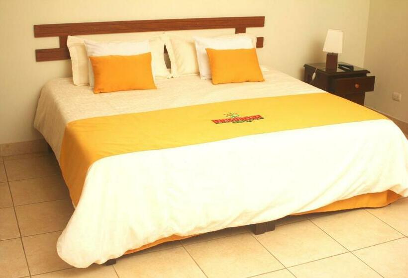 غرفة قياسية, Lunahuana River Resort