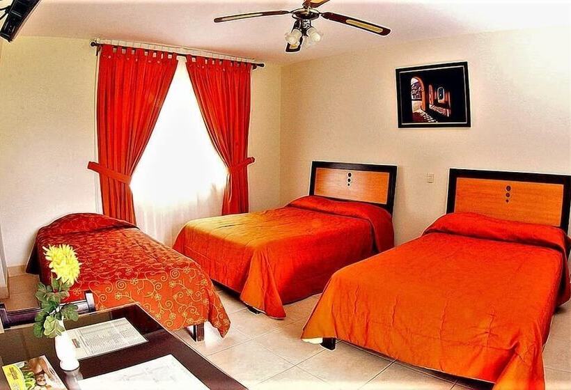 غرفة قياسية ثلاثية, Lunahuana River Resort