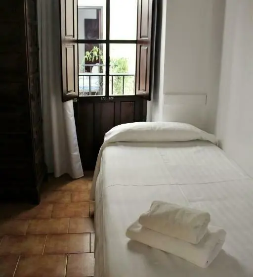 Standard Yhden Hengen Huone, Pension Sevillano