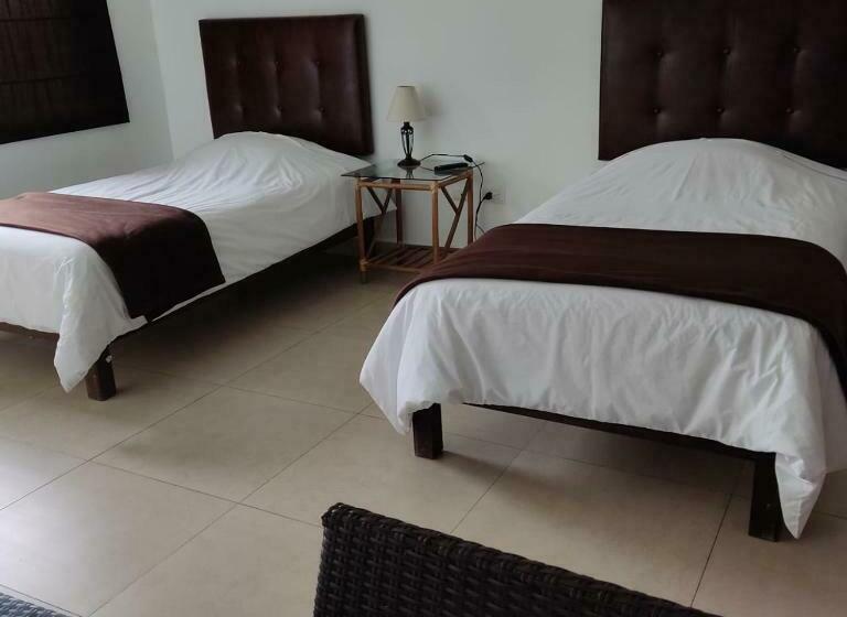 スタンダードルーム, Qala Hotel & Resorts