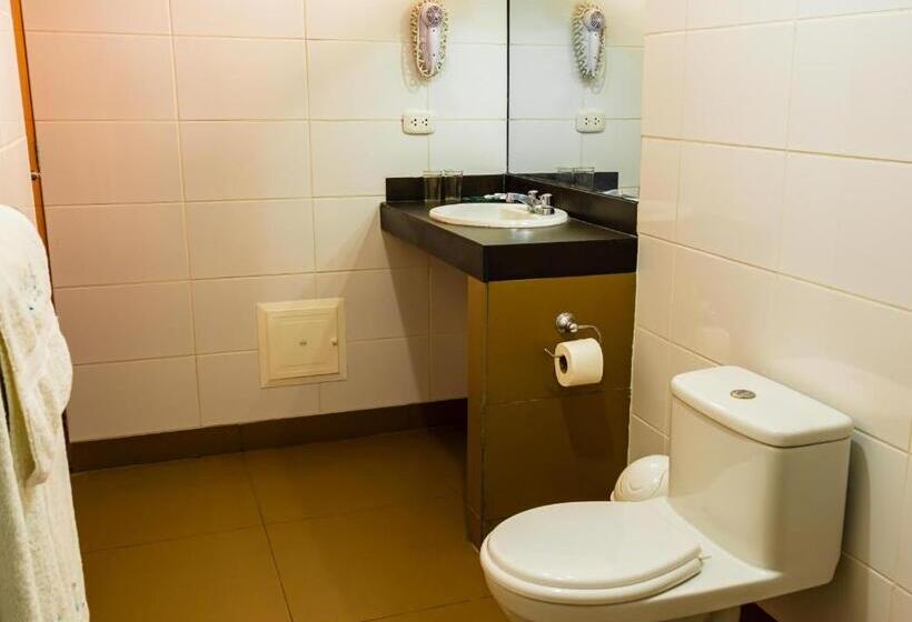 スーペリアールーム, Qala Hotel & Resorts