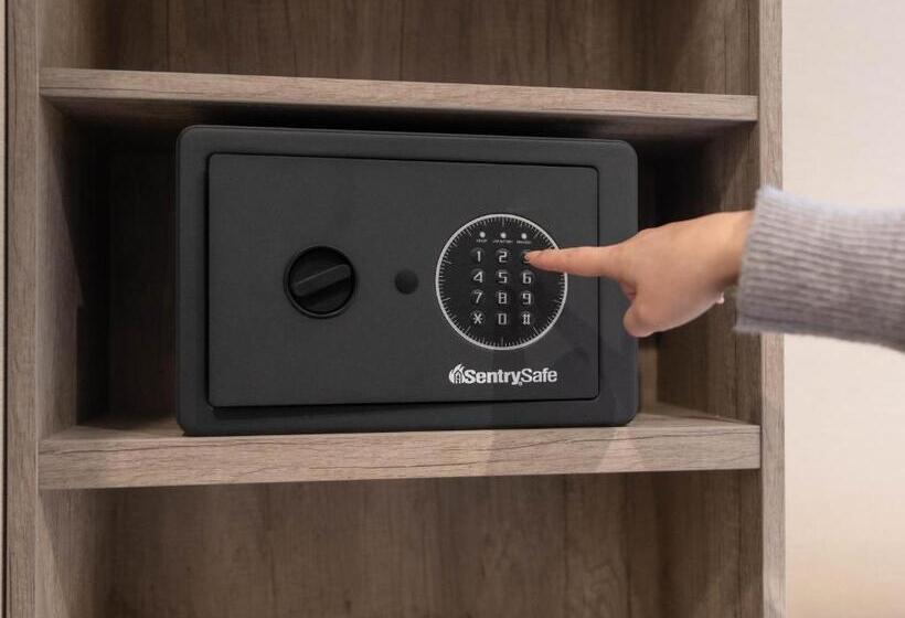 חדר קומפורט, Sanrriott Shinsaibashi