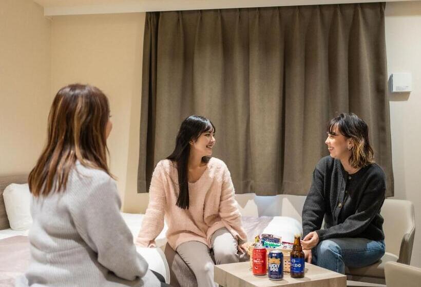 غرفة قياسية, Sanrriott Shinsaibashi