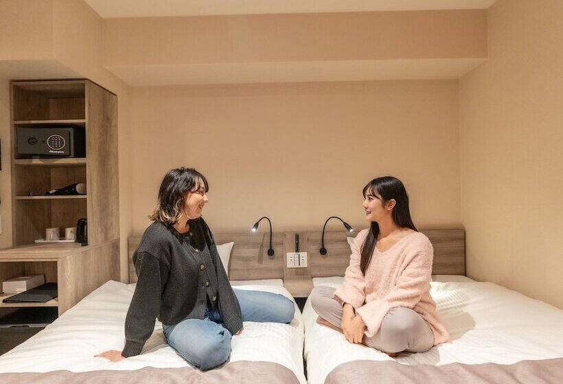 컴포트 룸, Sanrriott Shinsaibashi