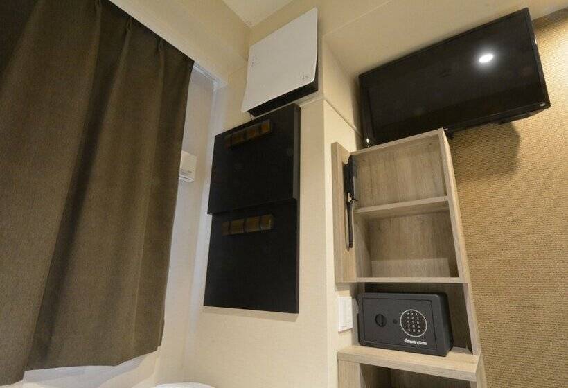 컴포트 룸, Sanrriott Shinsaibashi