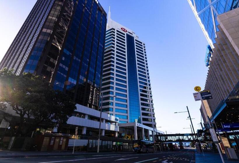 اتاق استاندارد چهار تخته با چشم‌انداز دریا, Garden Hostel