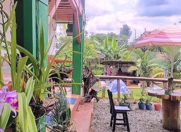اتاق لوکس, Hostal Estrella De Agua