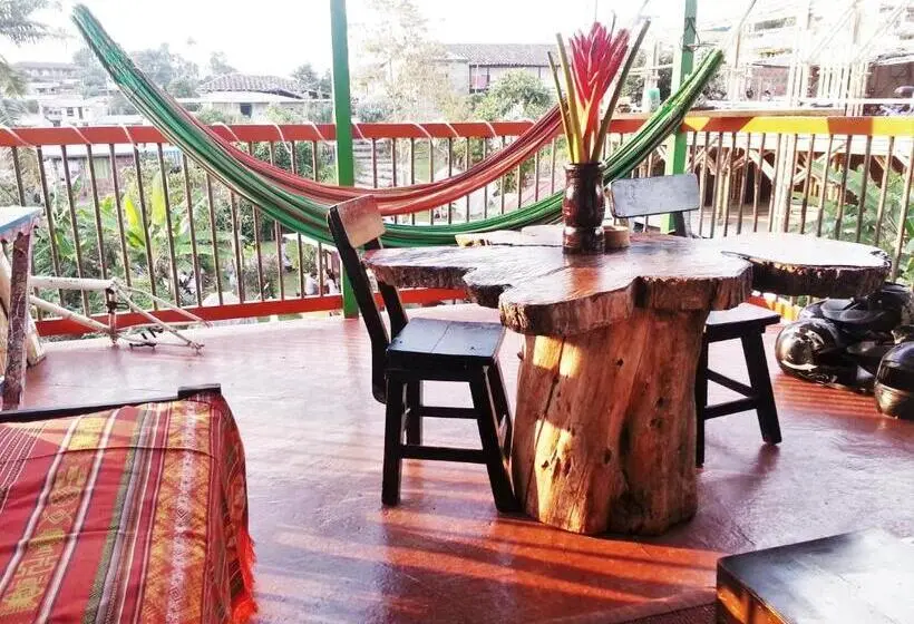 キャビン, Hostal Estrella De Agua