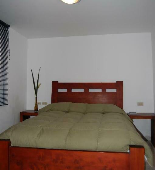 اتاق استاندارد سه نفره, Alicante