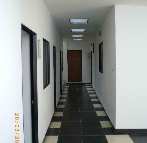 اتاق استاندارد سه نفره, Alicante