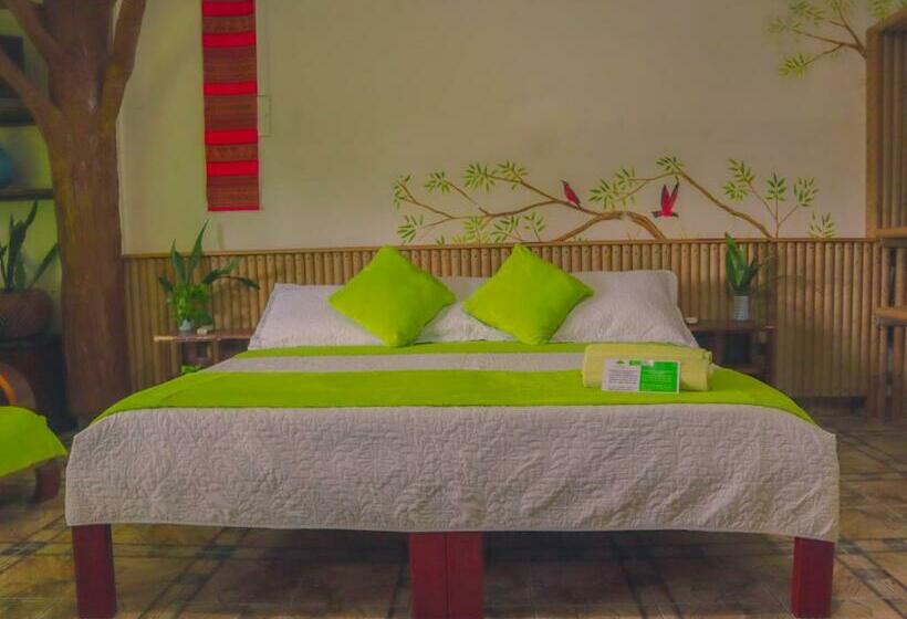 Трехместный Номер Комфорт, Eco Hotel El Refugio De La Floresta