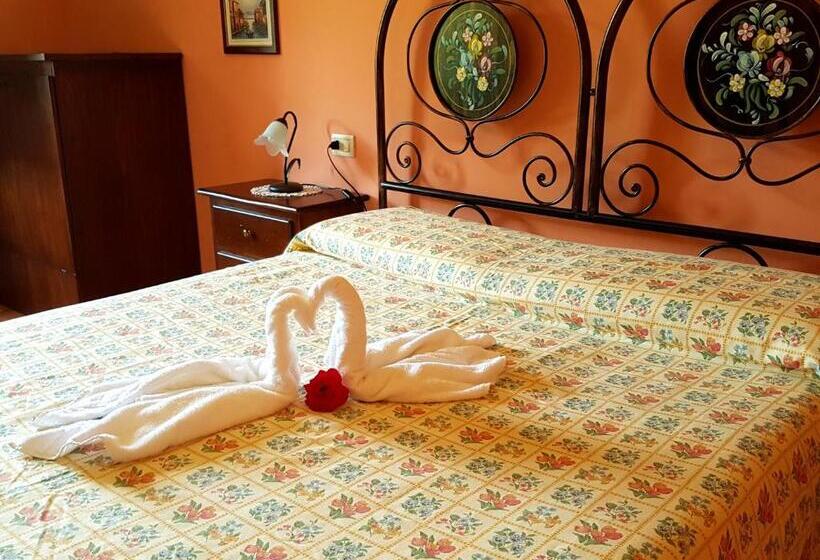 디럭스 룸, Agriturismo Colle Di Mezzo