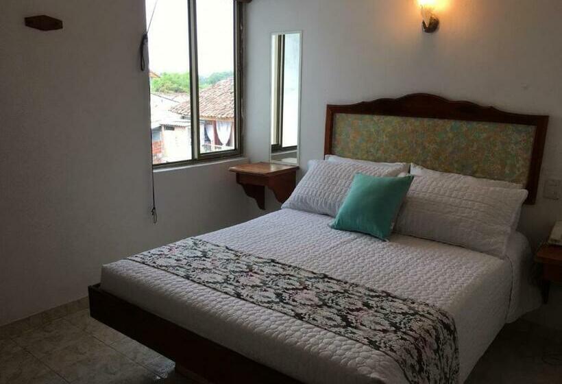 스탠다드 룸, Armont