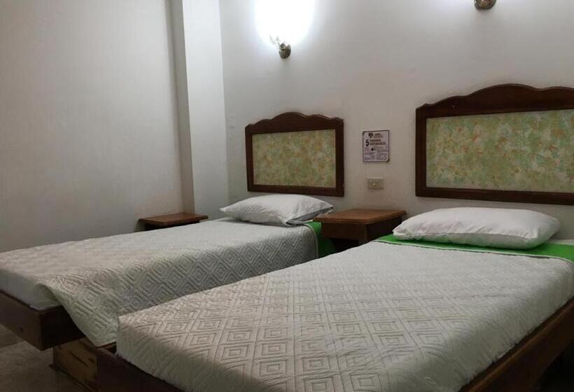 스탠다드 룸, Armont