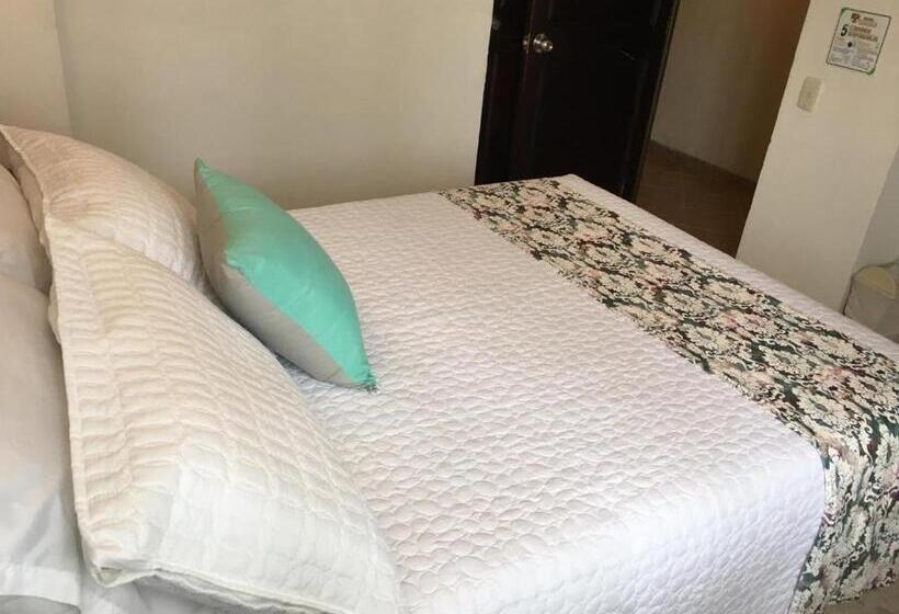 패밀리 룸, Armont