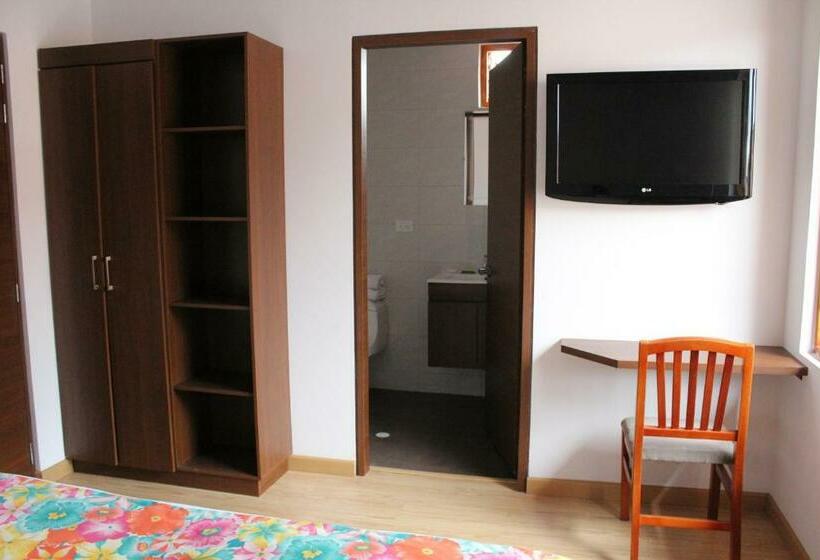 舒适型房间, Cacique Real