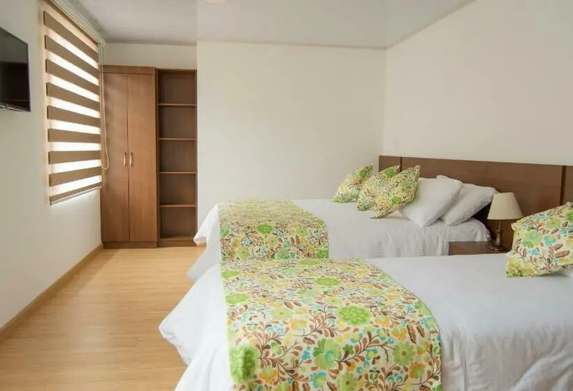 Comfort Kolmen Hengen Huone, Cacique Real