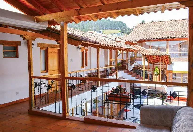 Comfort-huone, Cacique Real