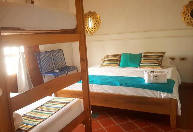 Vuode Makuusalissa, Casa Isabelita