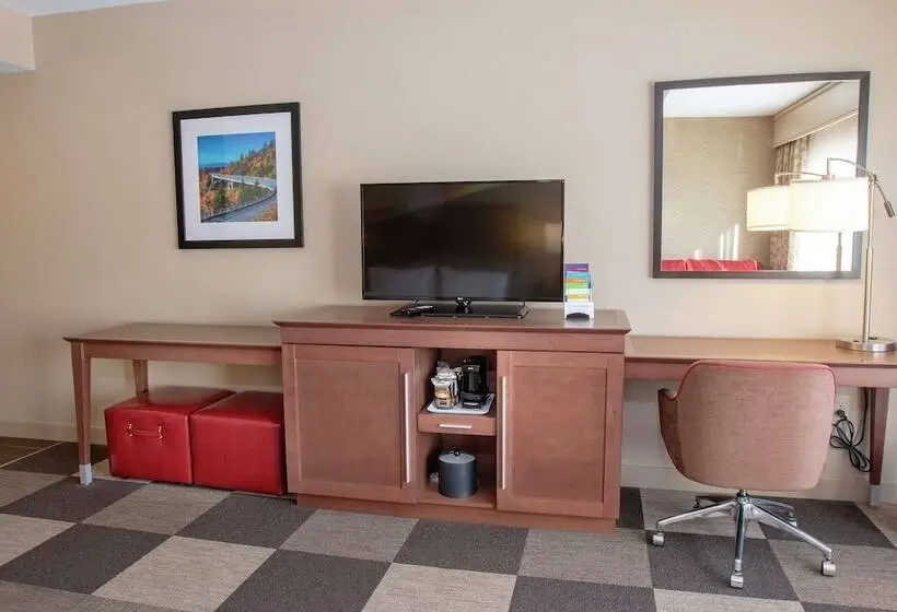 ２ダブルベッドのスタンダードルーム, Hampton Inn & Suites Boone