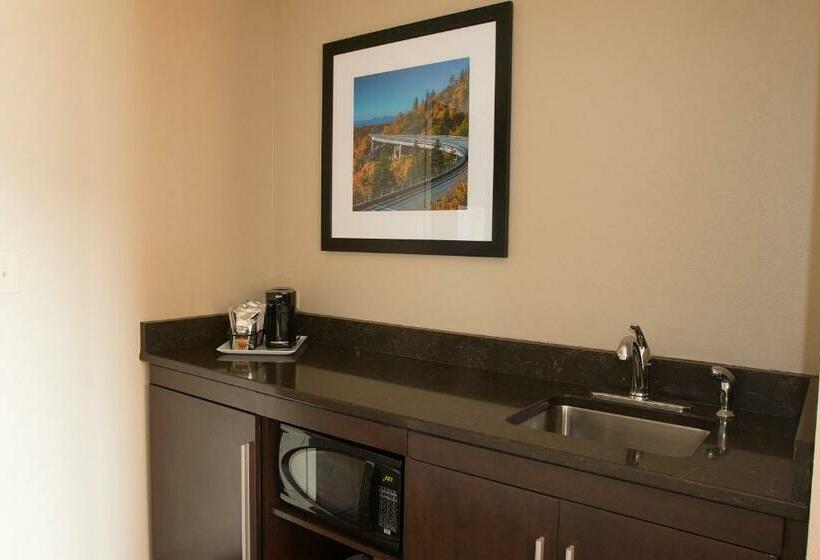 Студия Стандарт, Hampton Inn & Suites Boone
