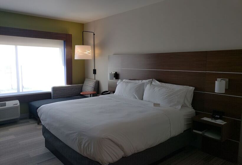 חדר סטנדרט, Holiday Inn Express & Suites   Brigham City   North Utah, An Ihg