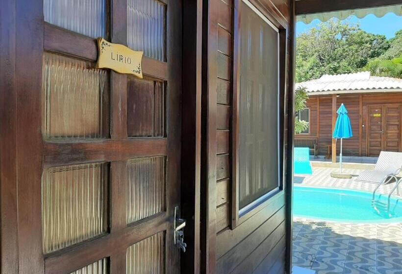 غرفة قياسية ثلاثية, Pousada Das Flores