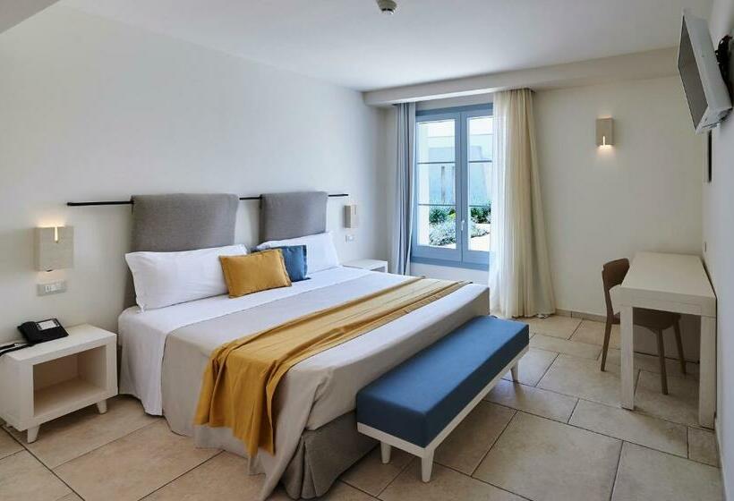 غرفة كومفورت, Relais Masseria Le Cesine   Cdshotels