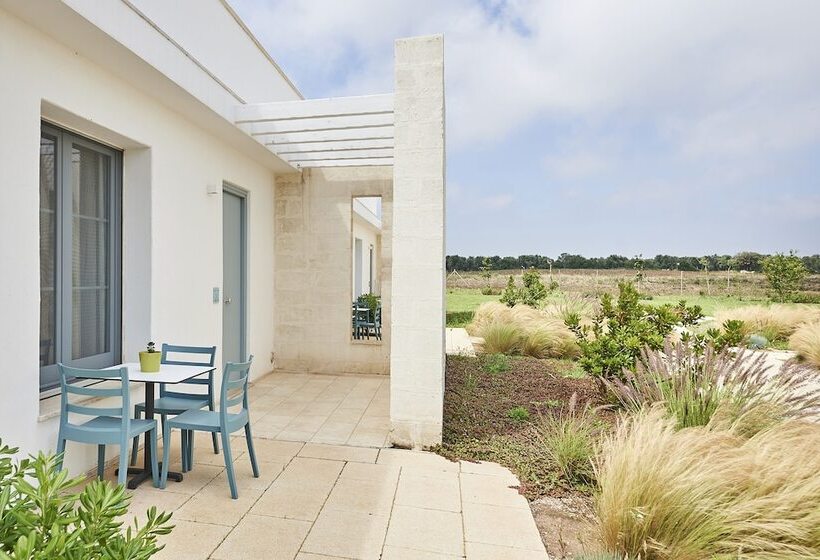 غرفة كومفورت, Relais Masseria Le Cesine   Cdshotels