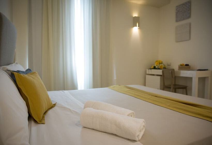 غرفة كومفورت, Relais Masseria Le Cesine   Cdshotels