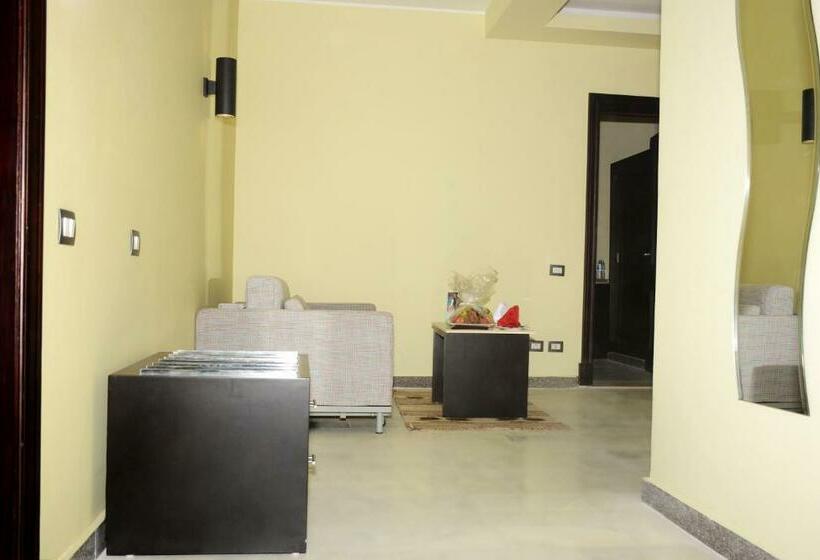 Königs Suite, Casa Mare Resort   Ex, Royal Tulip Beach Resort