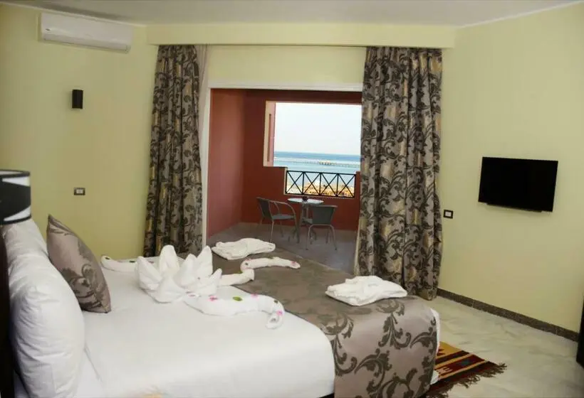 سوئیت رویال, Casa Mare Resort