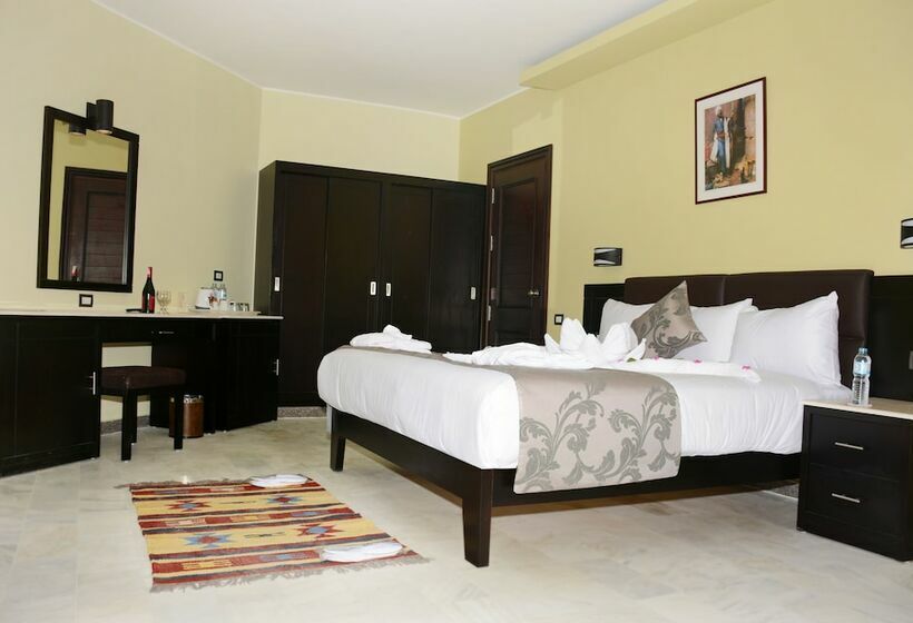 Königs Suite, Casa Mare Resort   Ex, Royal Tulip Beach Resort