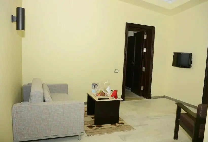 سوئیت رویال, Casa Mare Resort