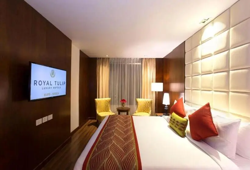 Sviitti King-vuode, Royal Tulip Shimla  Kufri