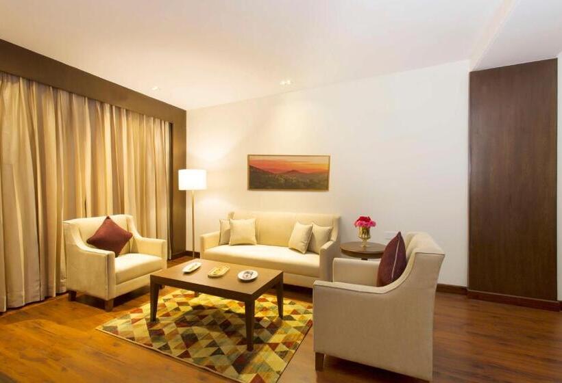 سوئیت پرزیدنت, Royal Tulip Shimla  Kufri