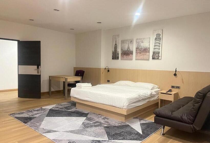 Executive Suite, Sakura Sky Residence