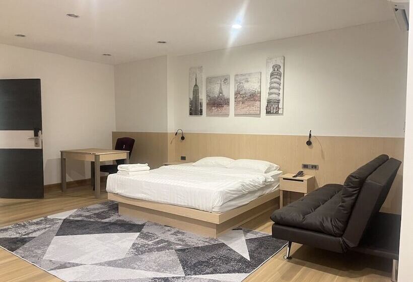 Executive Suite, Sakura Sky Residence