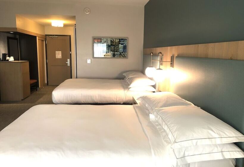 2ダブルベッドのスタンダードルーム, Suncoast Park Hotel Anaheim Resort, Tapestry By Hilton