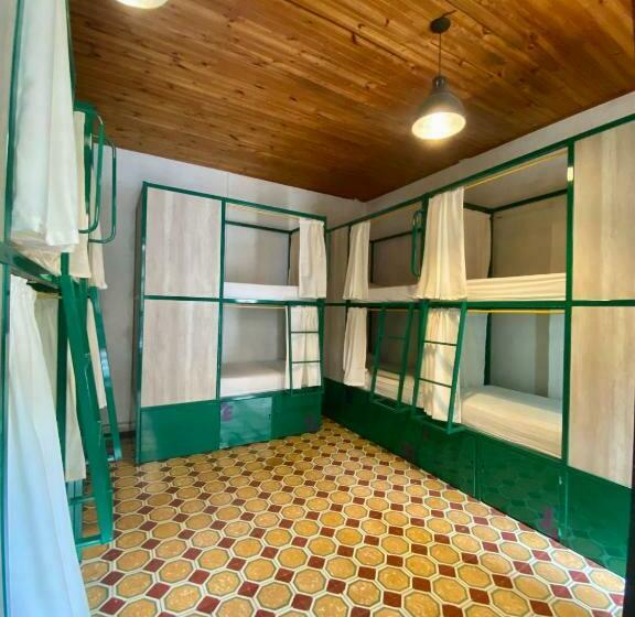 共同バス付シェアルーム, Viajero Hostel Cali & Salsa School