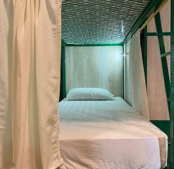 共同バス付シェアルーム, Viajero Hostel Cali & Salsa School