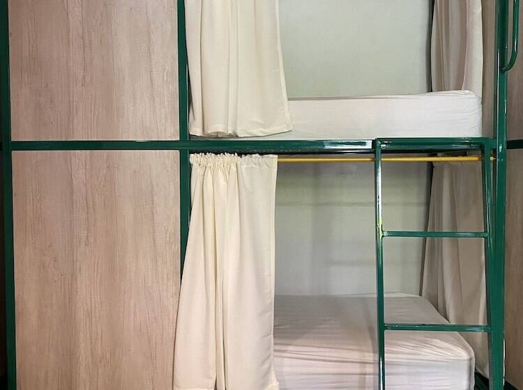 스탠다드 룸 공동 욕실, Viajero Hostel Cali & Salsa School