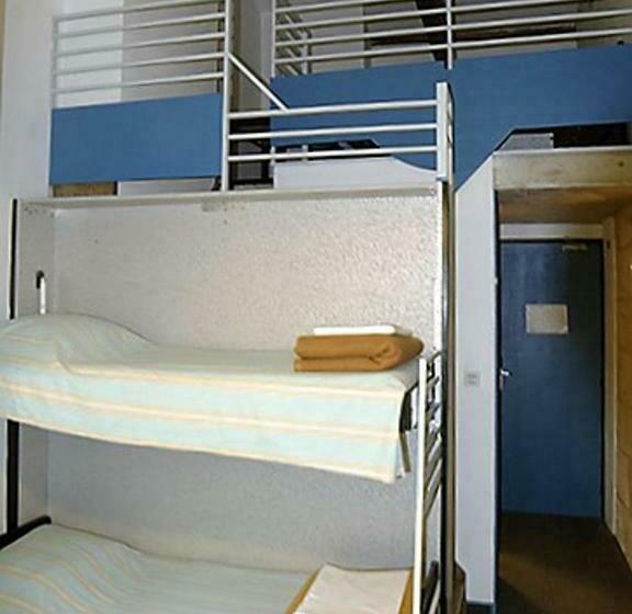 Семейный Номер Вид на Сад, Ethic étapes Le Cart