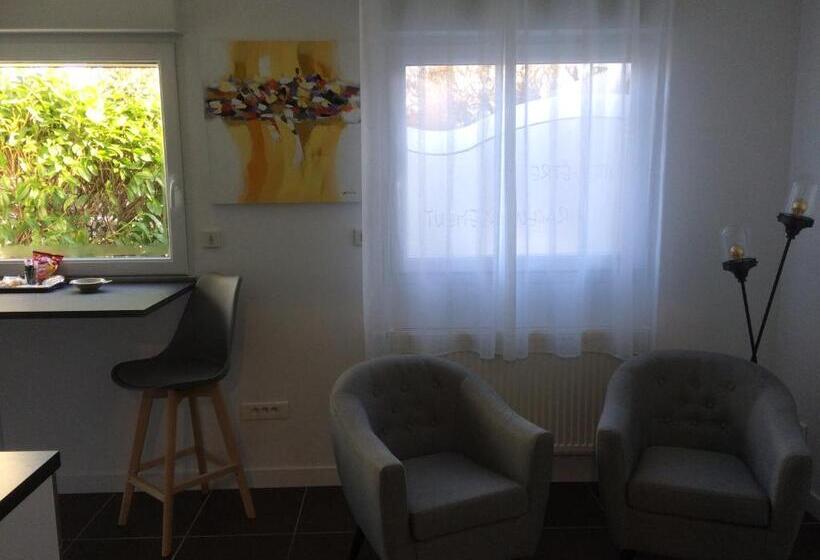 带1个卧室的公寓, Chambre D Hôtes Les Nymphéas