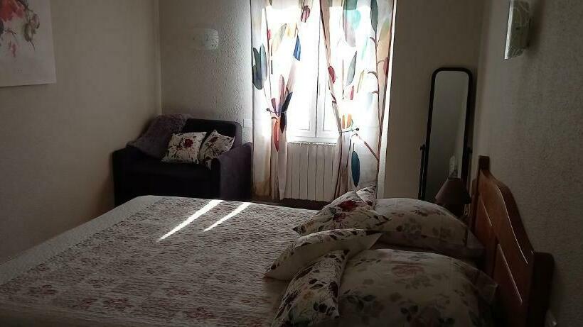 חדר סטנדרט, Chez Louis Chambres D'hôtes à La Ferme