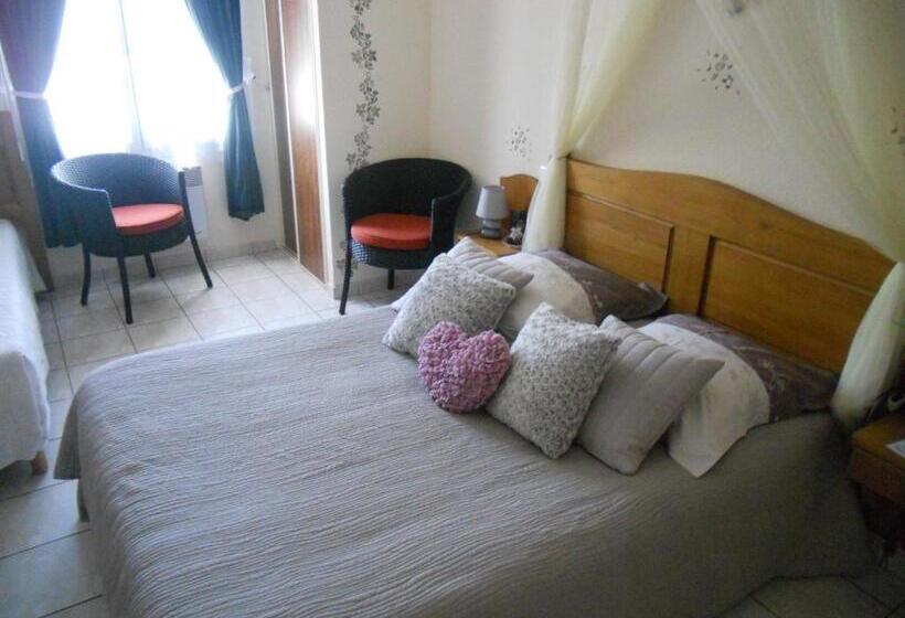 חדר סטנדרט, Chez Louis Chambres D'hôtes à La Ferme