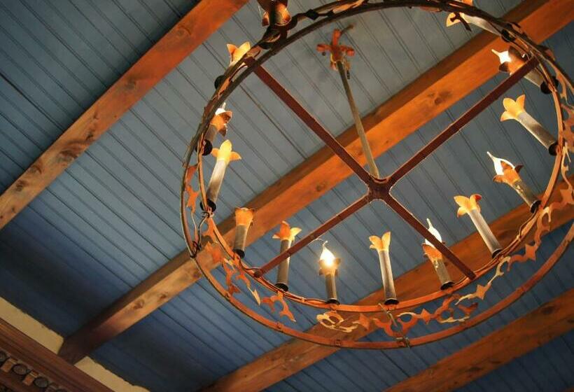 اتاق استاندارد با چشم‌انداز باغ, Maison Orsini