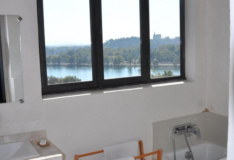 سوییت جونیور, Maison Orsini